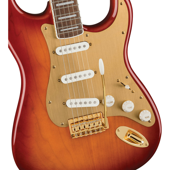 Squier 40th Anniversary Stratocaster®, Gold Edition, Laurel Fingerboard, Gold Anodized Pickguard, Sienna Sunburst