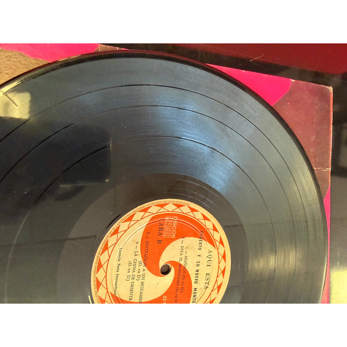 Roberto y su Nuevo Montuno Aqui esta... "PRE-OWNED" Good Condition (Read the Description)