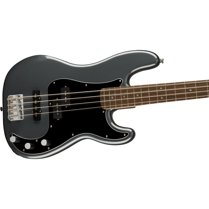 Squire Affinity Serie Precision Bass PJ, Laurel Fingerboard, Black Pickguard, Charcoal Frost Metallic